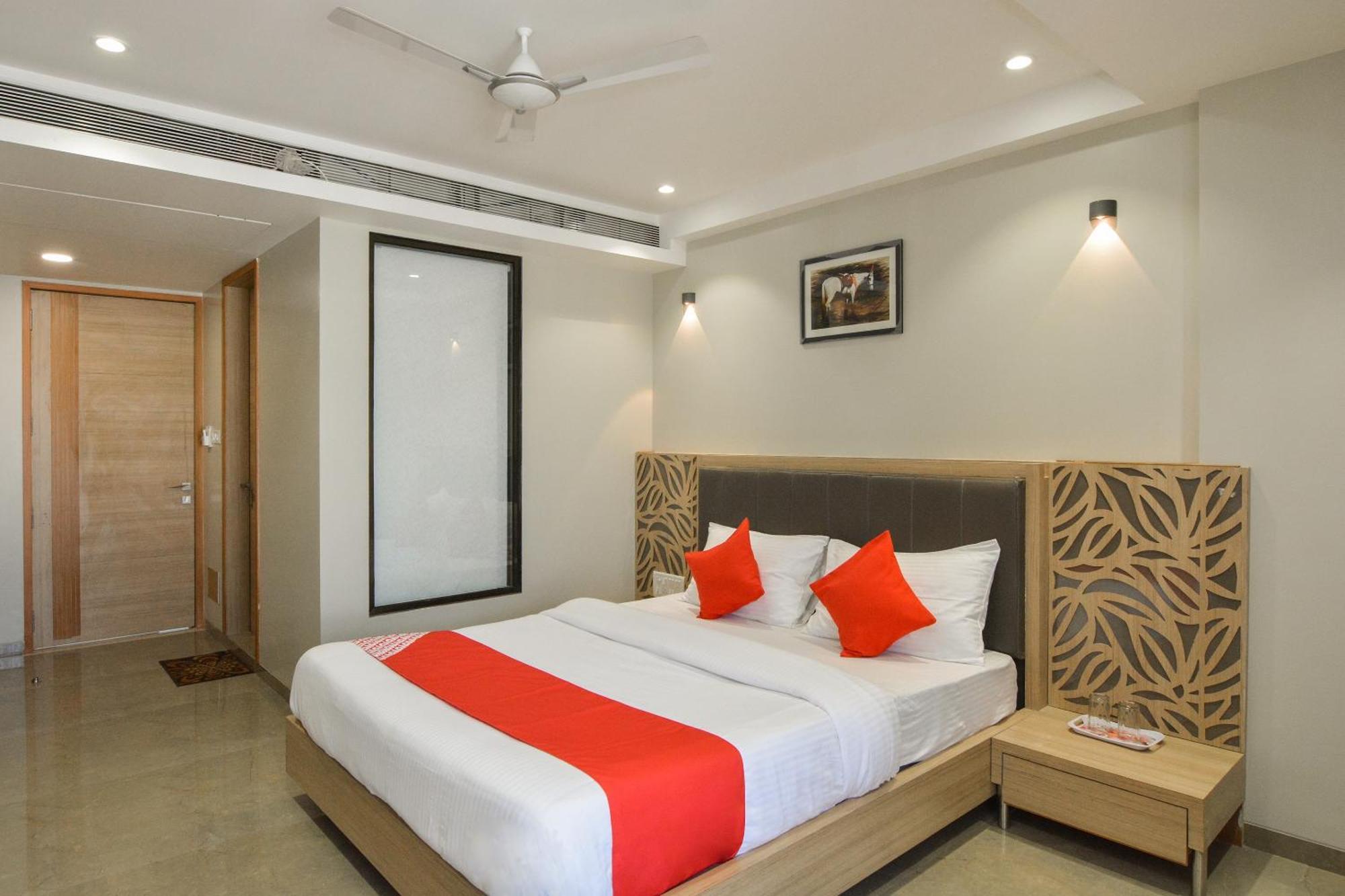 Hotel O Season Choice Shirdi Bagian luar foto
