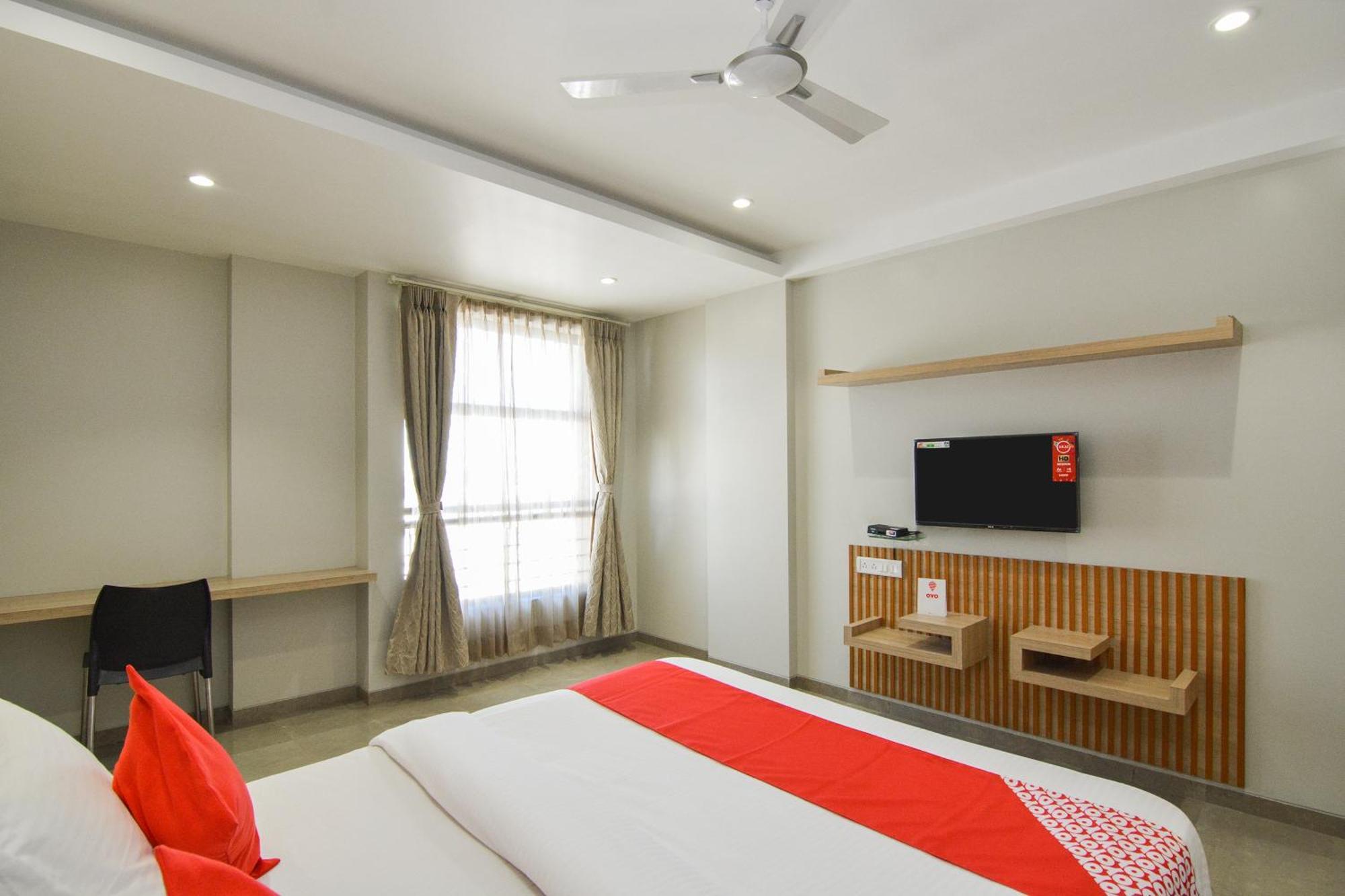 Hotel O Season Choice Shirdi Bagian luar foto